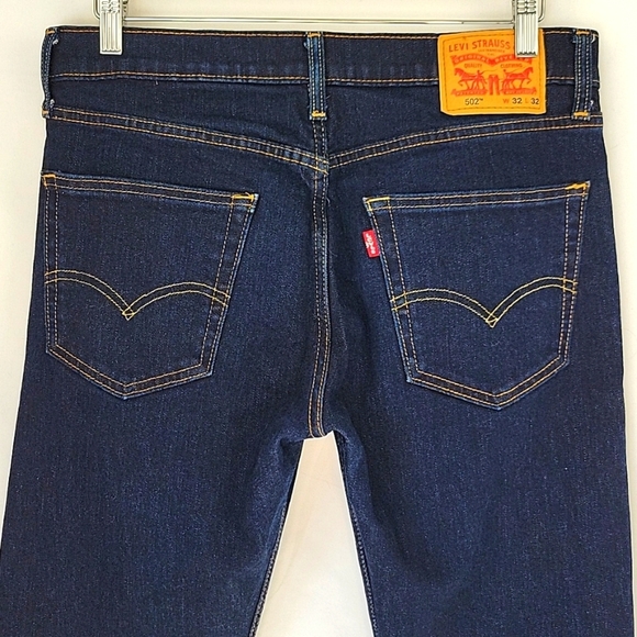 Levi's 502 Taper Fit Jeans Size 32 x 30 Dark Wash - Picture 2 of 14